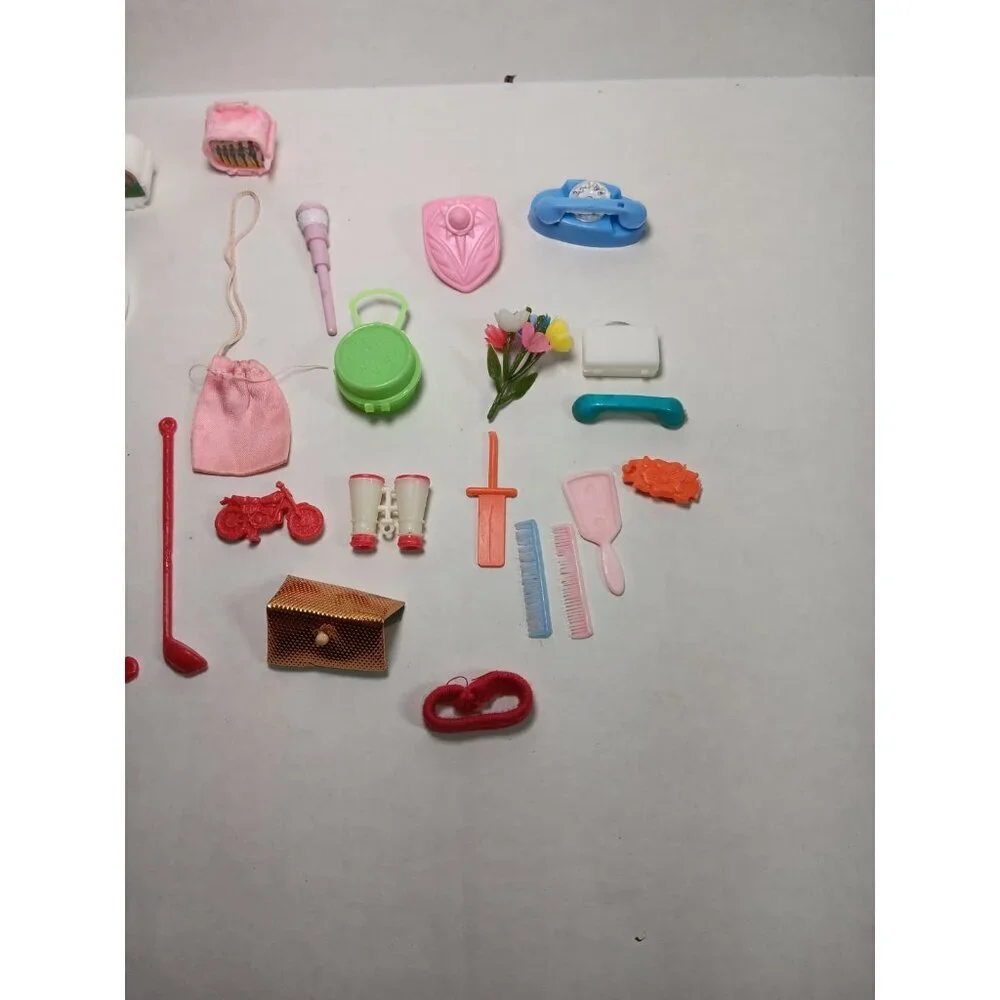 Vintage Lot Of 27 Barbie Doll Accesories Holographic Tvs Golf Clubs Phone